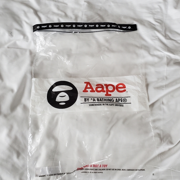 ❌️SOLD❌️ 🐵Aape by a bathing ape Crewneck NWT - Picture 8 of 9